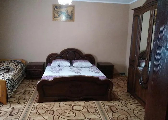 Zacharovany Karpaty Hytte Slavske